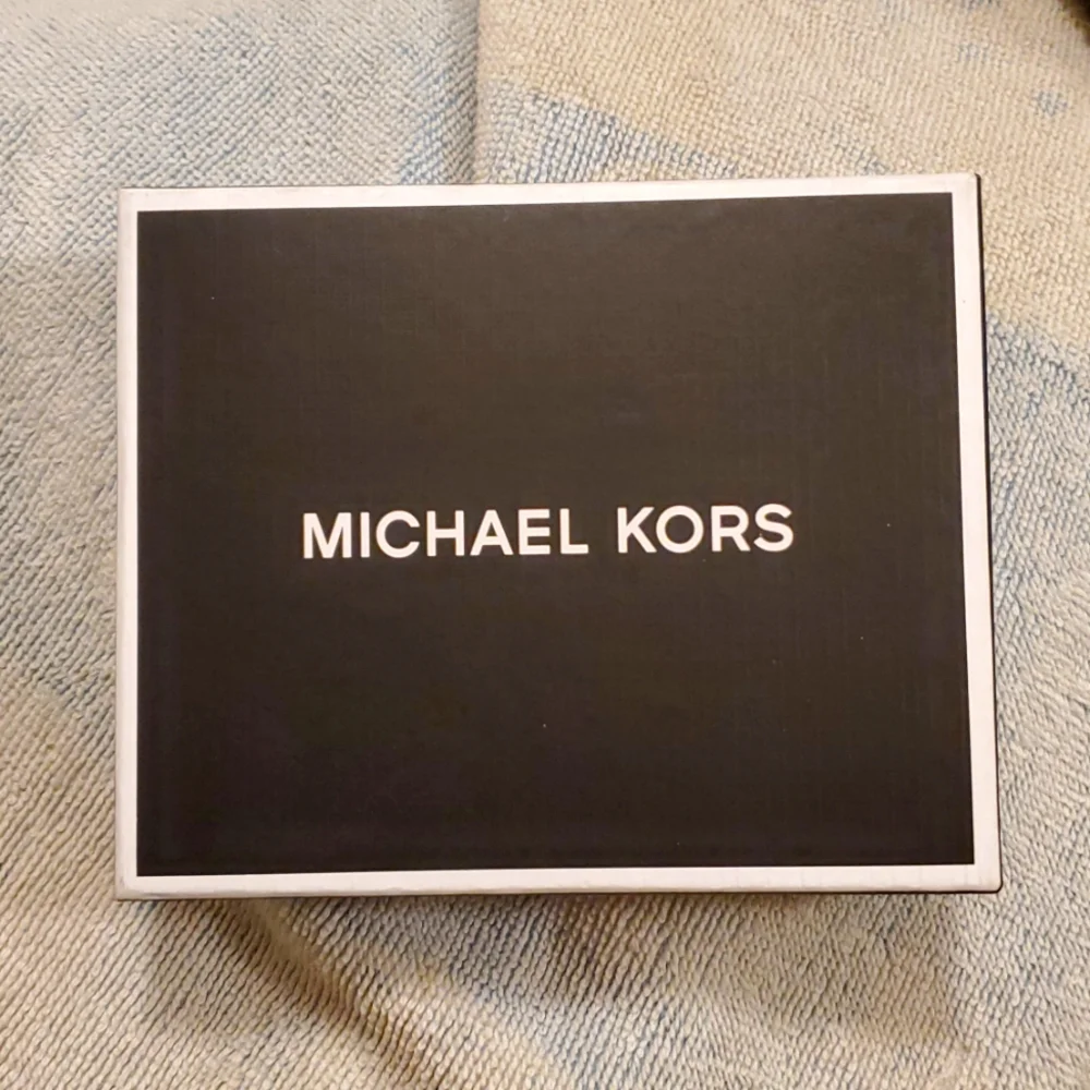 Michael Kors Men Slim Bi Fold Brown Wallet New